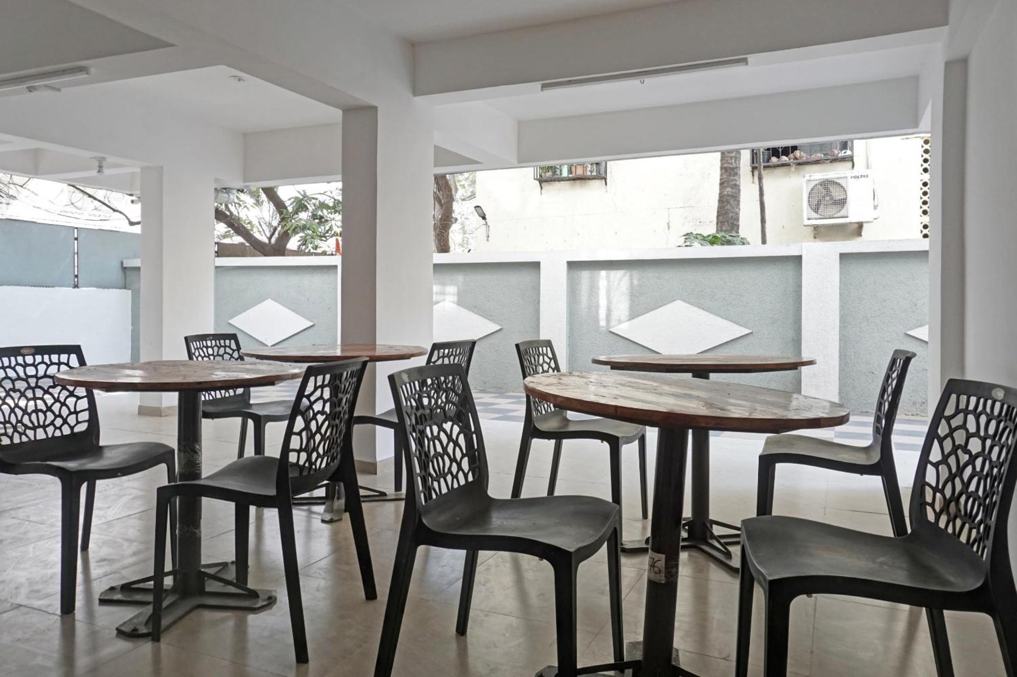 Fabhotel Saffron Inn I - Nr Darshan Museum Pune Eksteriør billede
