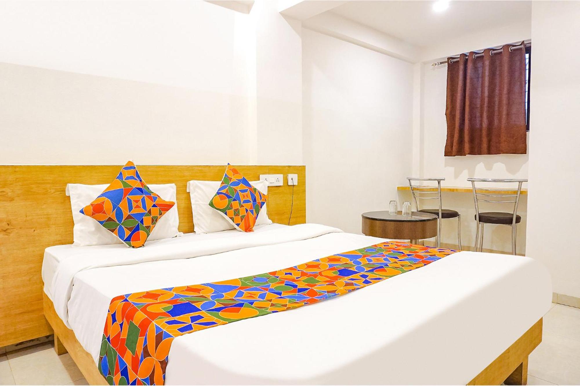 Fabhotel Saffron Inn I - Nr Darshan Museum Pune Eksteriør billede