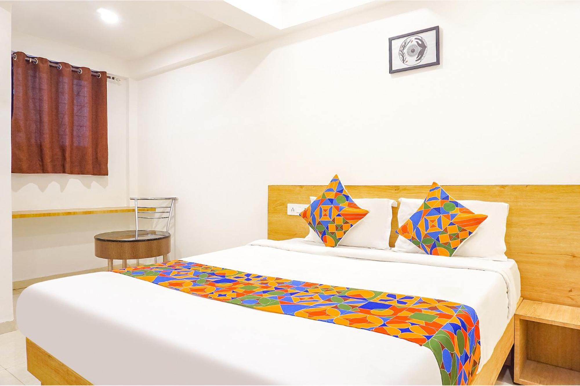 Fabhotel Saffron Inn I - Nr Darshan Museum Pune Eksteriør billede